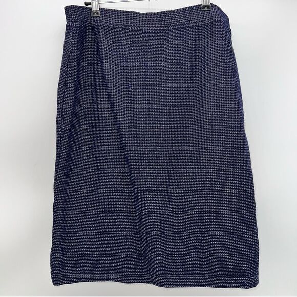 St. John Collection Knit Skirt Navy w/Slightly Metallic Threads Crossing Through - Picture 1 of 6